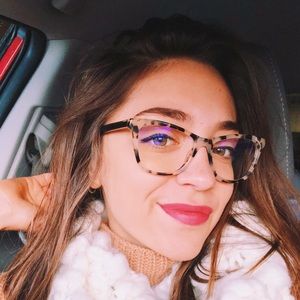 Meet your Posher, Natalie